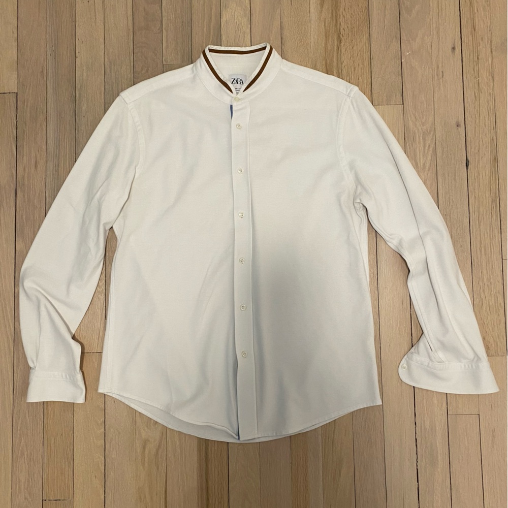 Zara Men’s Euro Collar Button Down